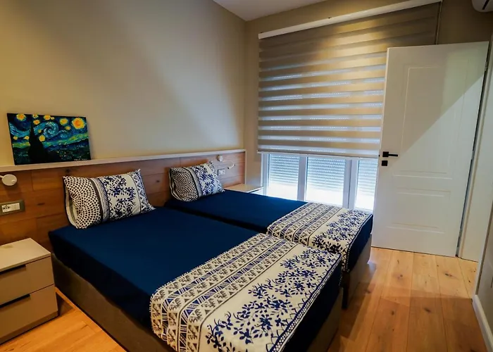 Klei's Daily * Τίρανα