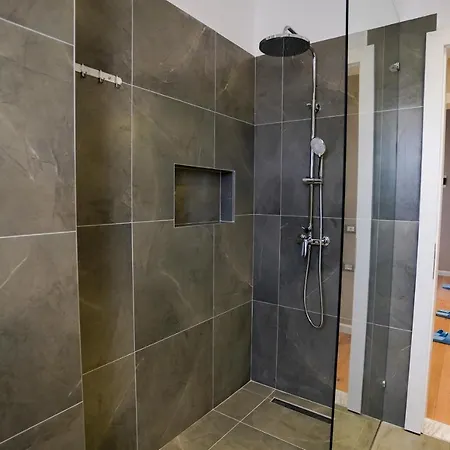 Apartment Klei's Daily Tirana