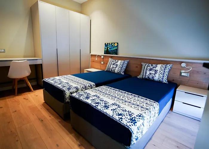 Klei's Daily * Tirana